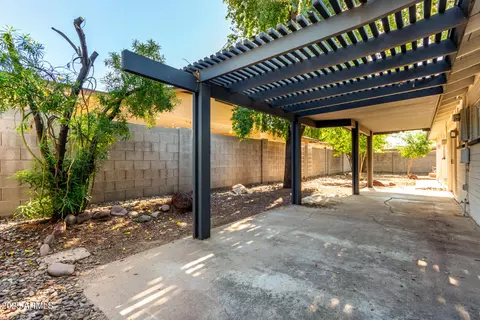 Exterior - 5325 N 19th Dr, Phoenix, AZ 85015 photo 3 of 5