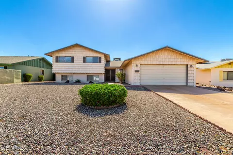 3819 W Mauna Loa Ln, Phoenix, AZ 85053