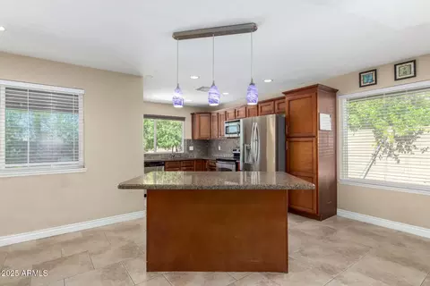 Kitchen - 19002 N 8th Ave, Phoenix, AZ 85027 photo 4 of 4