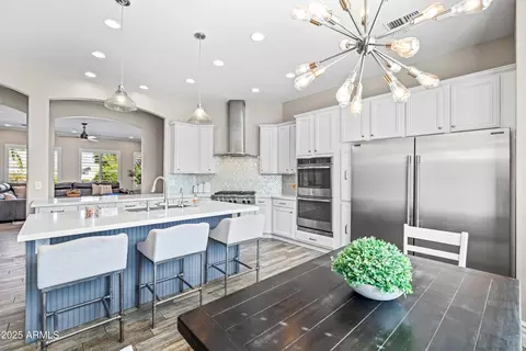 Kitchen - 2670 E Vallejo Ct, Gilbert, AZ 85298 photo 6 of 12