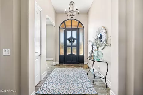 Entry Way - 2670 E Vallejo Ct, Gilbert, AZ 85298 photo 2 of 7