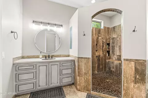 Bath - 2670 E Vallejo Ct, Gilbert, AZ 85298 photo 3 of 9