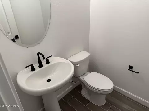 Bath - 2219 W Paso Trl, Phoenix, AZ 85085 photo 1 of 3