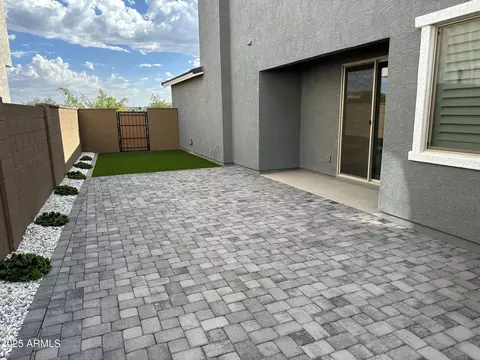 Exterior - 2219 W Paso Trl, Phoenix, AZ 85085 photo 2 of 2