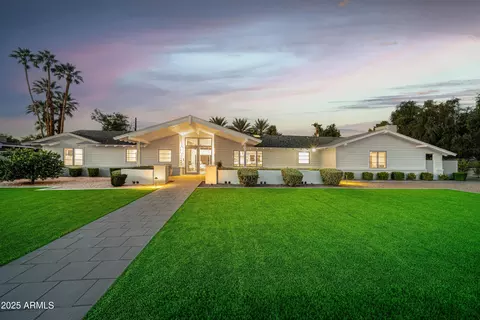 5816 E Calle Del Media --, Phoenix, AZ 85018
