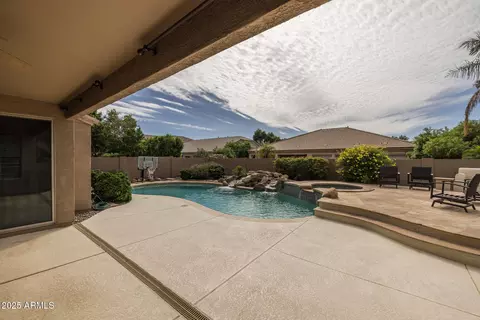 Exterior - 2965 E Vermont Dr, Gilbert, AZ 85295 photo 7 of 7