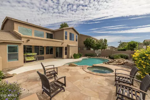 Exterior - 2965 E Vermont Dr, Gilbert, AZ 85295 photo 3 of 7