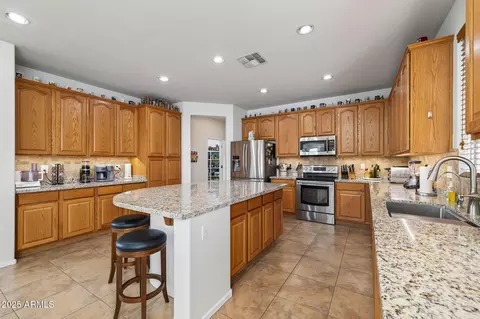 Kitchen - 2965 E Vermont Dr, Gilbert, AZ 85295 photo 1 of 5