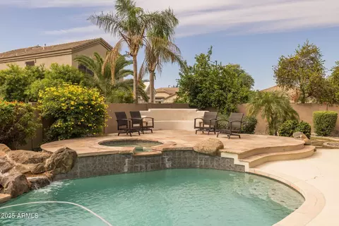 Exterior - 2965 E Vermont Dr, Gilbert, AZ 85295 photo 2 of 7