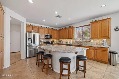 Kitchen - 2965 E Vermont Dr, Gilbert, AZ 85295 photo 2 of 5