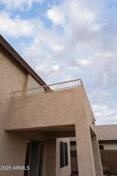Exterior - 4705 E Jaeger Rd, Phoenix, AZ 85050 photo 4 of 7