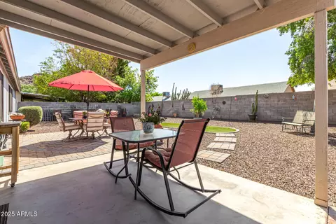 Exterior - 3021 W Patrick Ln, Phoenix, AZ 85027 photo 2 of 7