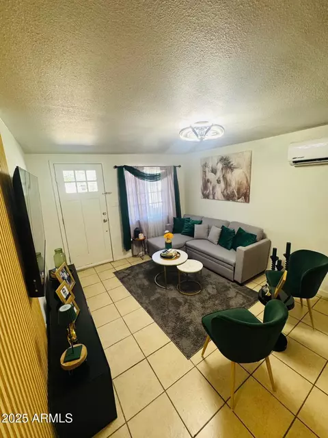 Living - 735 E 3rd St, Douglas, AZ 85607 photo 1 of 2