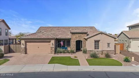 Exterior - 2928 E Palm St, Mesa, AZ 85213 photo 5 of 11
