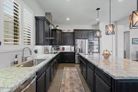 Kitchen - 2928 E Palm St, Mesa, AZ 85213 photo 5 of 5