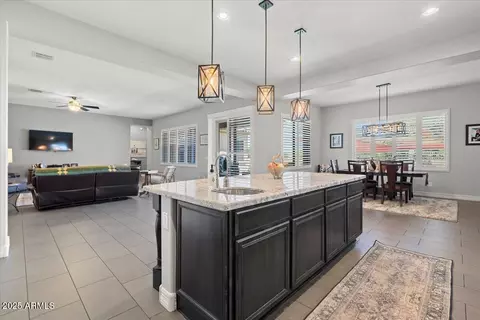 Kitchen - 2928 E Palm St, Mesa, AZ 85213 photo 4 of 5