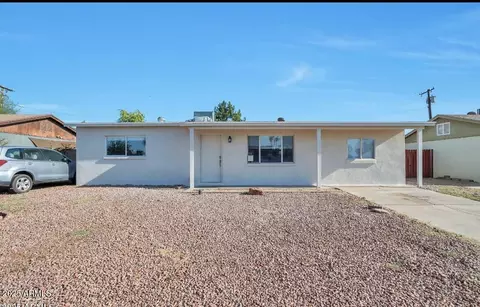 2823 W Banff Ln, Phoenix, AZ 85053