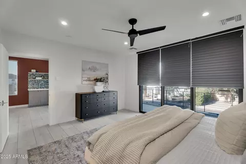 Bedroom - 4727 E Montecito Ave, Phoenix, AZ 85018 photo 4 of 6