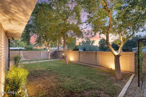 Exterior - 4727 E Montecito Ave, Phoenix, AZ 85018 photo 32 of 38