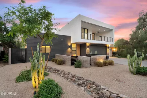 Exterior - 4727 E Montecito Ave, Phoenix, AZ 85018 photo 4 of 38