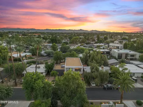 View/Area - 4727 E Montecito Ave, Phoenix, AZ 85018 photo 5 of 20