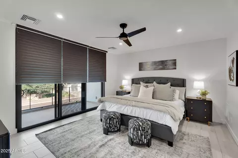 Bedroom - 4727 E Montecito Ave, Phoenix, AZ 85018 photo 1 of 6
