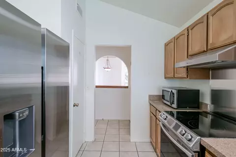 Entry Way - 441 E Topeka Dr, Phoenix, AZ 85024 photo 1 of 1