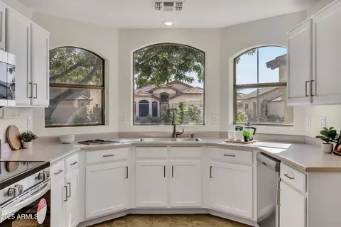 8222 E Portobello Ave, Mesa, AZ 85212 photo 9