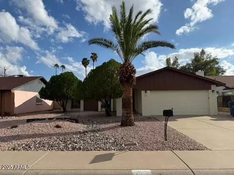 4007 W Mercer Ln, Phoenix, AZ 85029