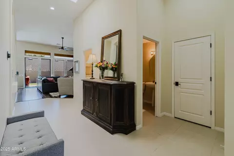 Entry Way - 719 W Townley Ave, Phoenix, AZ 85021 photo 1 of 2