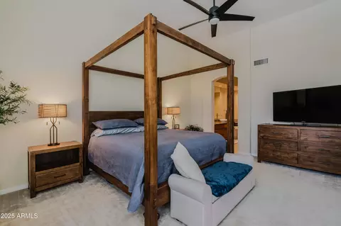 Bedroom - 719 W Townley Ave, Phoenix, AZ 85021 photo 2 of 4