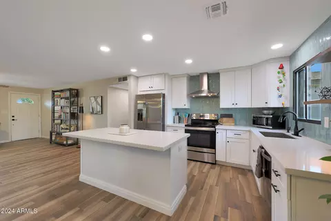 Kitchen - 3502 E Janice Way, Phoenix, AZ 85032 photo 5 of 6