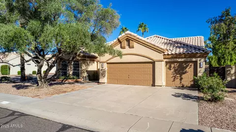 Exterior - 4026 E Summerhaven Dr, Phoenix, AZ 85044 photo 14 of 16