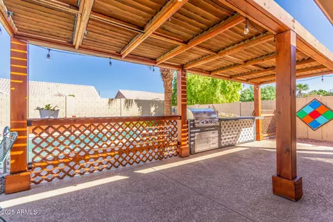 Exterior - 4026 E Summerhaven Dr, Phoenix, AZ 85044 photo 6 of 16