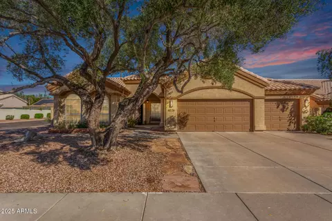 4026 E Summerhaven Dr, Phoenix, AZ 85044