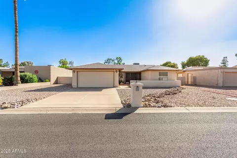 9239 E Fairway Blvd, Sun Lakes, AZ 85248