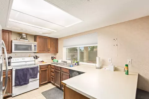 16628 N 33rd Ave, Phoenix, AZ 85053 photo 21
