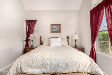 Bedroom - 1633 E Lakeside Dr #161, Gilbert, AZ 85234 photo 2 of 5