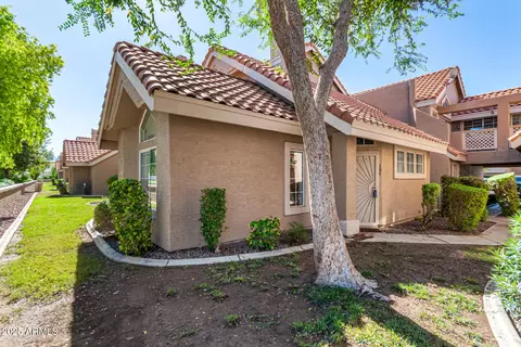 1633 E Lakeside Dr #161, Gilbert, AZ 85234