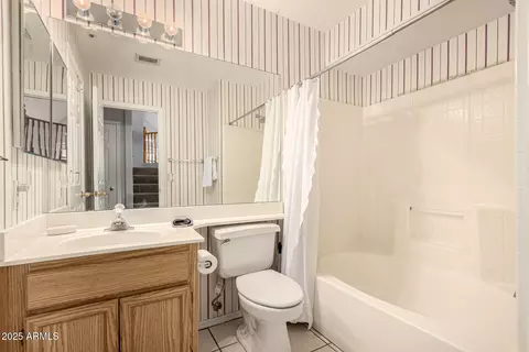 Bath - 1633 E Lakeside Dr #161, Gilbert, AZ 85234 photo 1 of 4