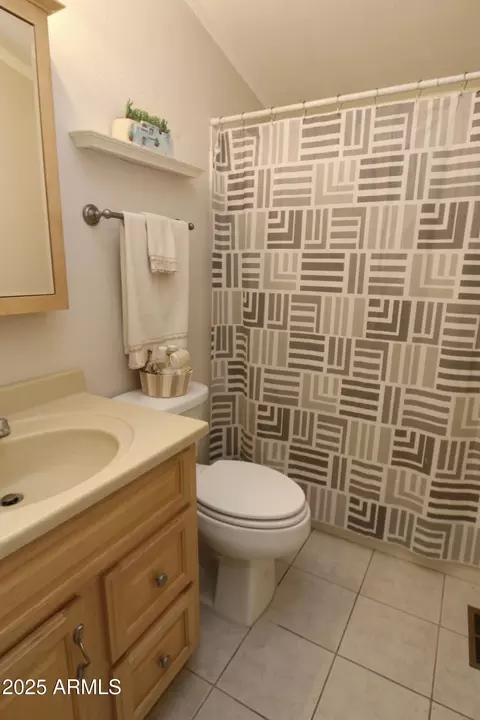 2701 E Utopia Rd #208, Phoenix, AZ 85050 photo 10