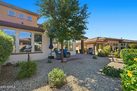 918 E Cobble Stone Dr, Queen Creek, AZ 85140