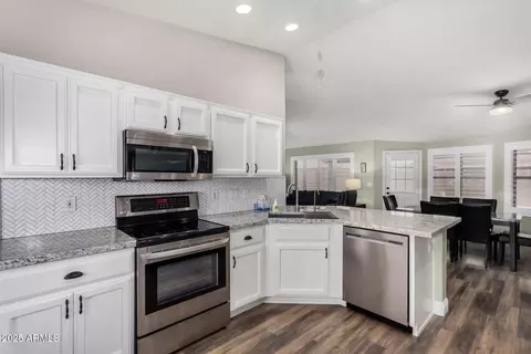 Kitchen - 11537 E Lobo Ave, Mesa, AZ 85209 photo 2 of 2