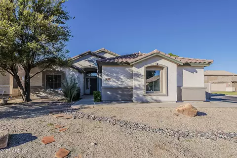 202 W Raven Dr, Chandler, AZ 85286