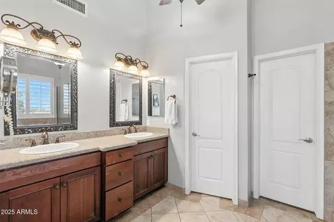 Bath - 5019 E La Mirada Way, Phoenix, AZ 85044 photo 2 of 6