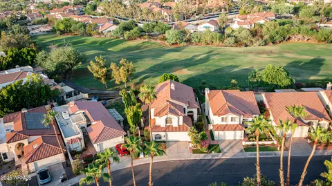 View/Area - 5019 E La Mirada Way, Phoenix, AZ 85044 photo 3 of 11