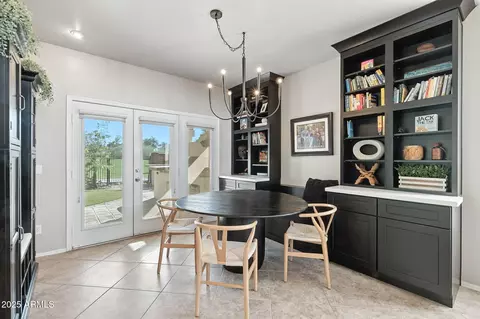 Dining - 5019 E La Mirada Way, Phoenix, AZ 85044 photo 2 of 3