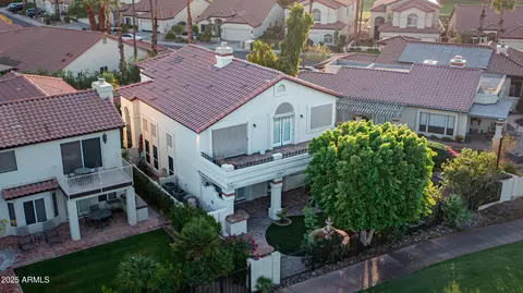 View/Area - 5019 E La Mirada Way, Phoenix, AZ 85044 photo 2 of 11