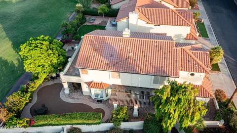 View/Area - 5019 E La Mirada Way, Phoenix, AZ 85044 photo 4 of 11