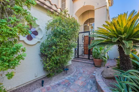 Exterior - 5019 E La Mirada Way, Phoenix, AZ 85044 photo 9 of 59